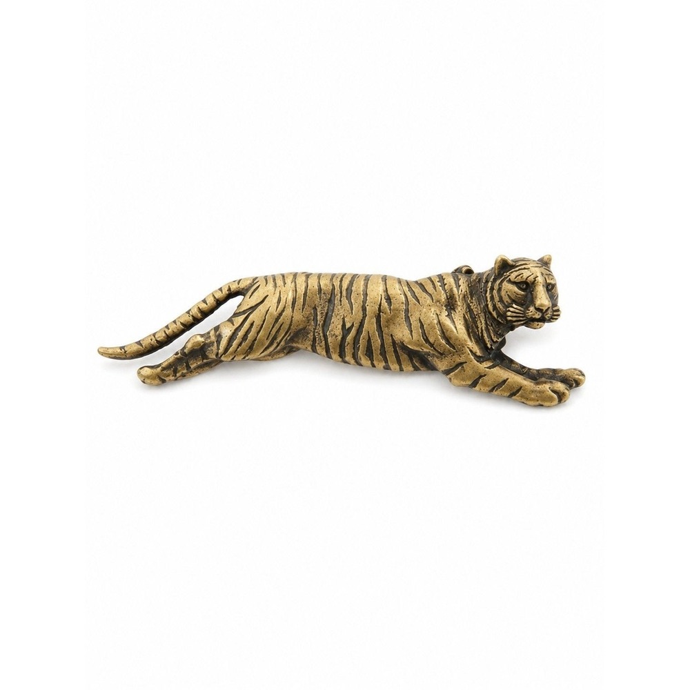 ⚜️20. JJ Tiger Brooch